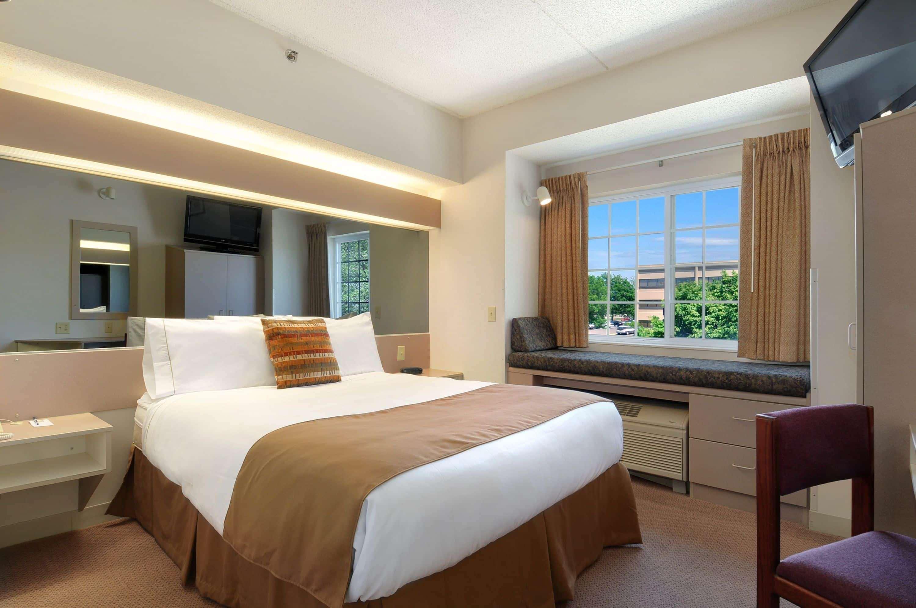 Microtel Inn & Suites By Wyndham Bloomington Msp Airport Esterno foto