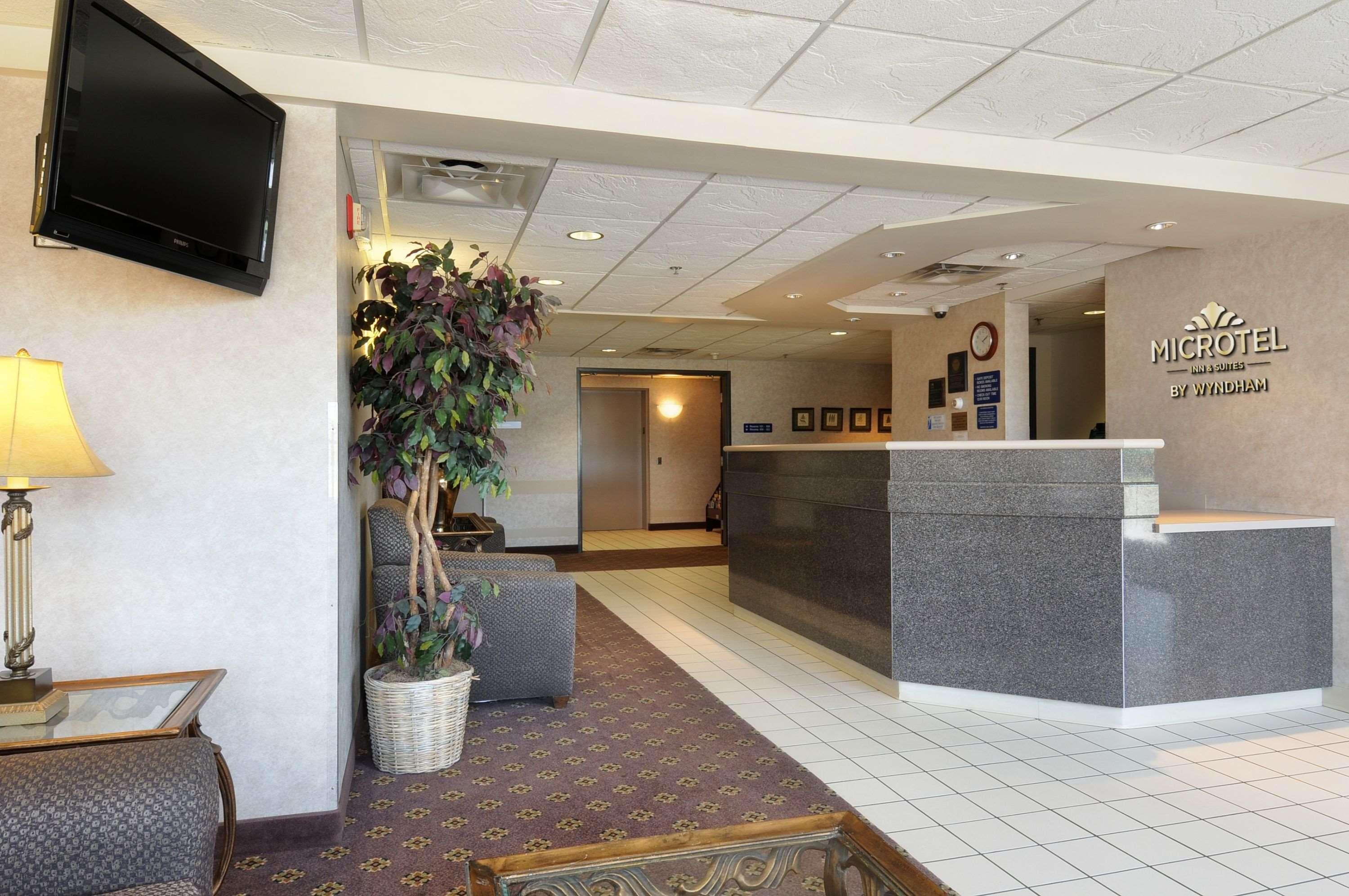 Microtel Inn & Suites By Wyndham Bloomington Msp Airport Interno foto