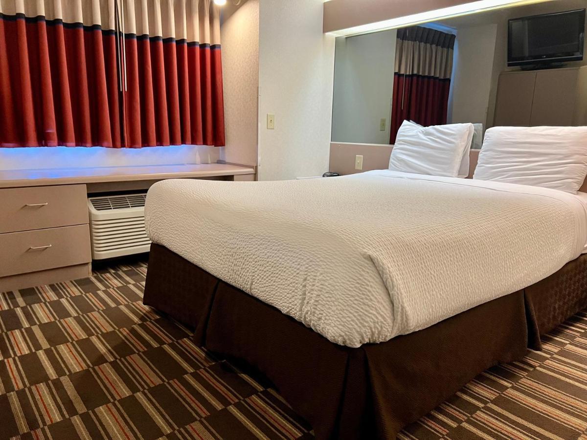 Microtel Inn & Suites By Wyndham Bloomington Msp Airport Esterno foto