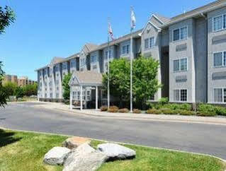 Microtel Inn & Suites By Wyndham Bloomington Msp Airport Esterno foto